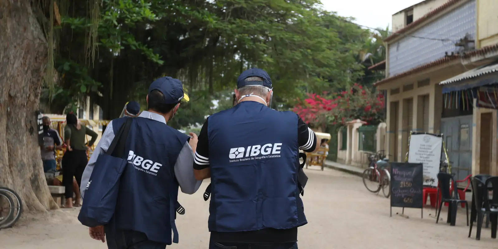 IBGE abre inscrições em seleção para 8,2 mil vagas de nível médio IBGE abre inscrições em seleção para 8,2 mil vagas de nível médio
