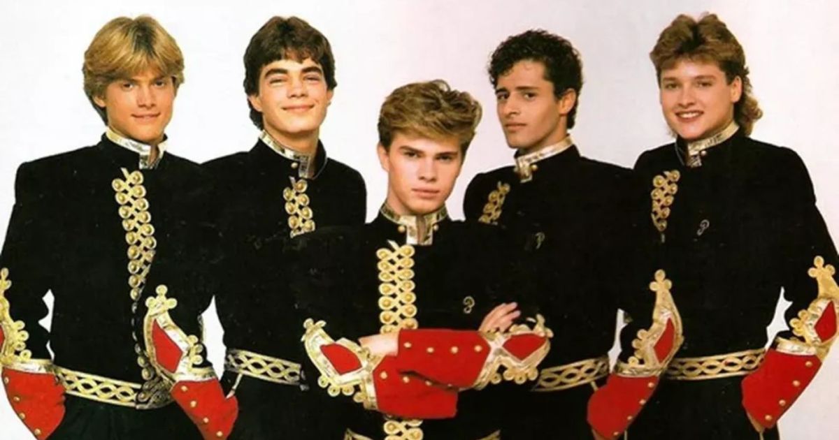 Ex-paquitos: com morte de Robson Barros, por onde andam assistentes de Xuxa Ex-paquitos: com morte de Robson Barros, por onde andam assistentes de Xuxa