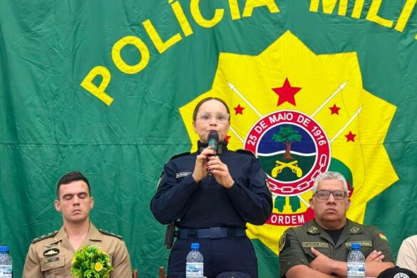 pm (18) Devedores, blogueiras e romances suspeitos: os rumores que dominam a fronteira