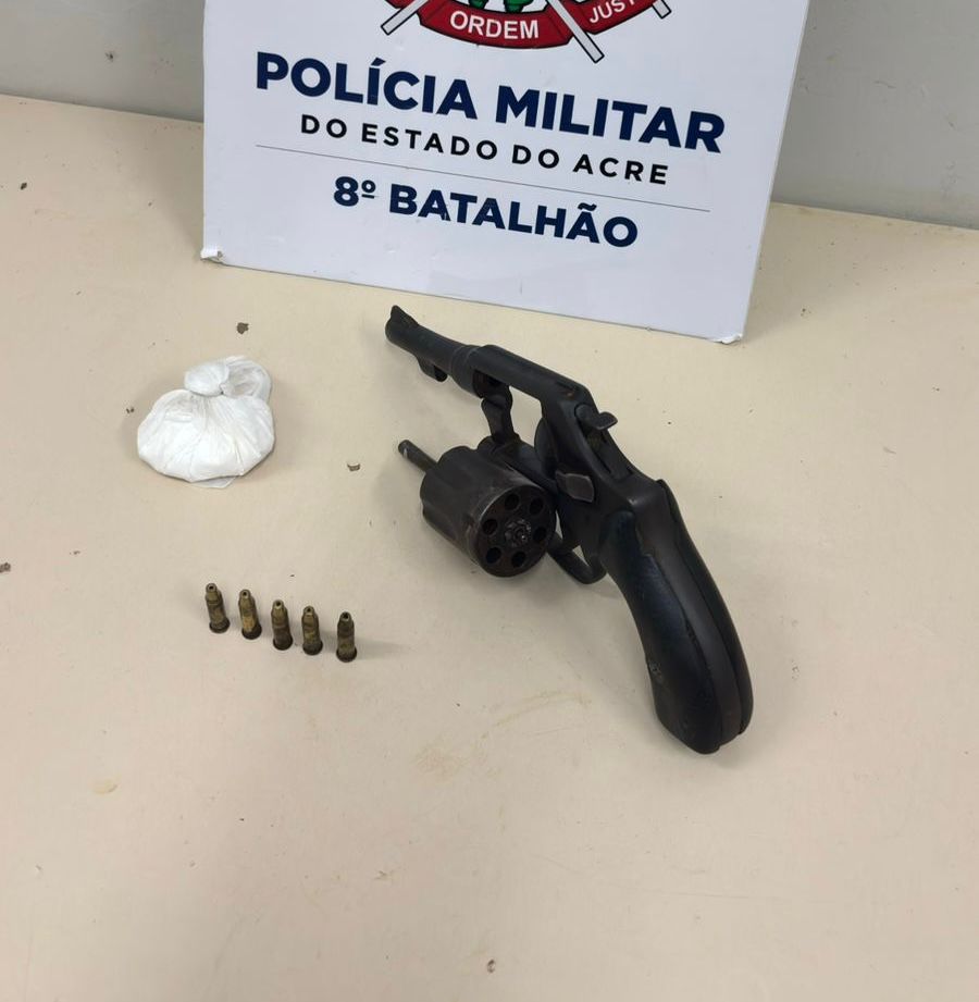 Monitorado por tornozeleira é preso com arma e droga em hotel de Sena Monitorado por tornozeleira é preso com arma e droga em hotel de Sena
