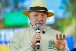 Recusa de Marília Campos em disputar governo trava palanque de Lula