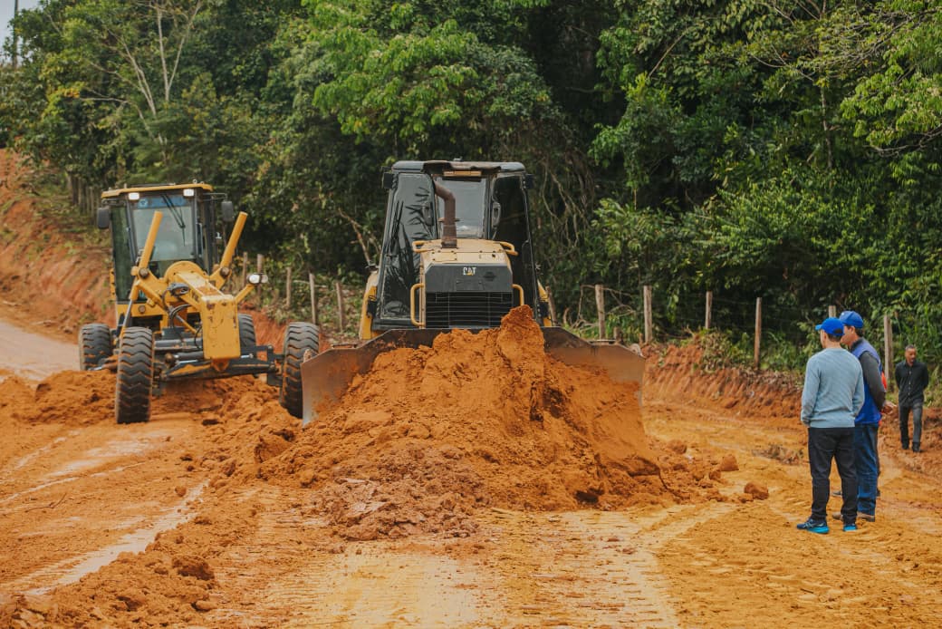 Cruzeiro do Sul acelera recuperação de ramais e amplia acesso para moradores e produtores