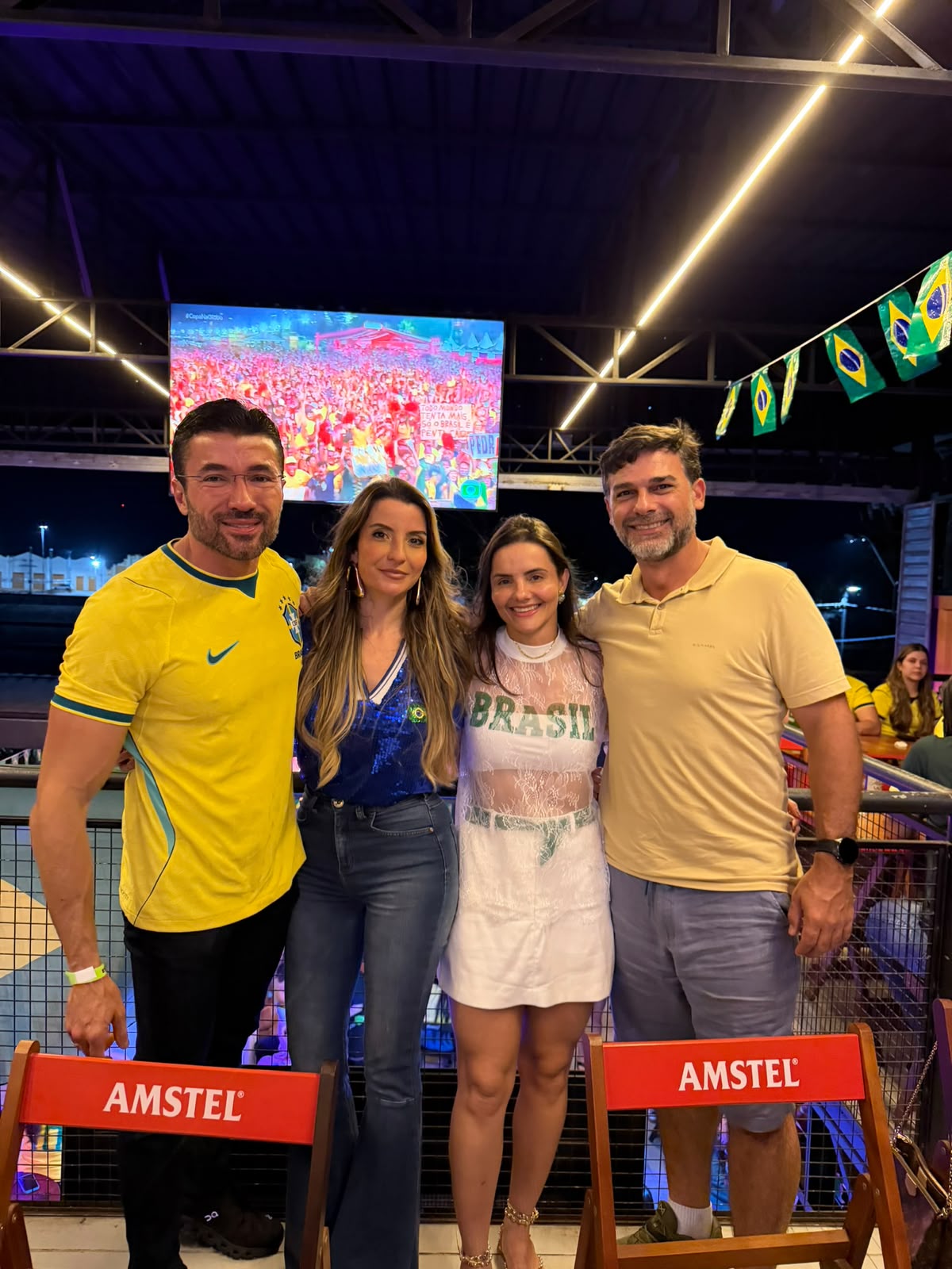 Com políticos famosos, jornalista Sofia Bruneta comemora aniversário na Casa do Rio Com políticos famosos, jornalista Sofia Bruneta comemora aniversário na Casa do Rio