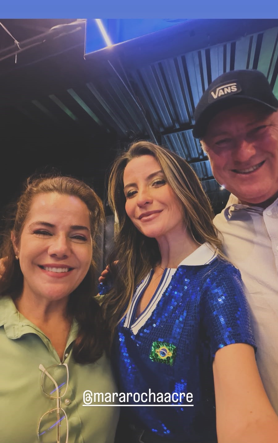 Com políticos famosos, jornalista Sofia Bruneta comemora aniversário na Casa do Rio Com políticos famosos, jornalista Sofia Bruneta comemora aniversário na Casa do Rio
