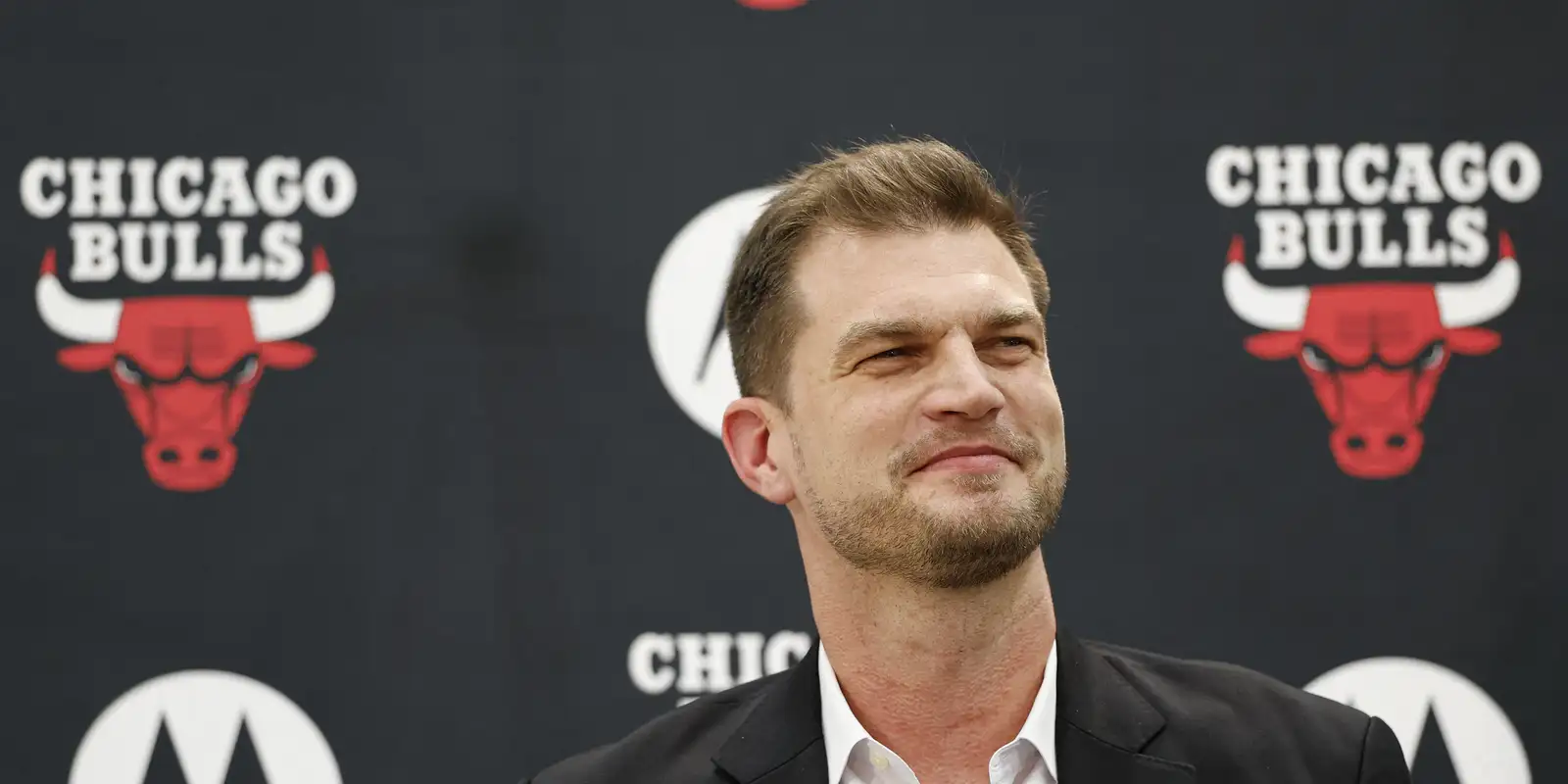 Tiago Splitter vê Chicago Bulls como "um quadro branco para pintar" Tiago Splitter vê Chicago Bulls como "um quadro branco para pintar"