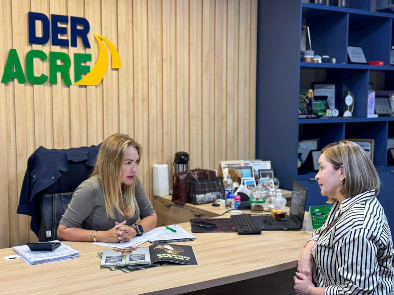 Em Rio Branco, Deracre avança com asfaltamento do Ramal Belo Jardim