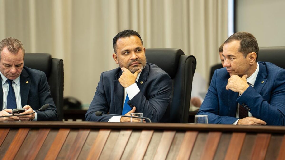 Tadeu Hassem cobra solução para dívida do Estado com Hospital Santa Juliana