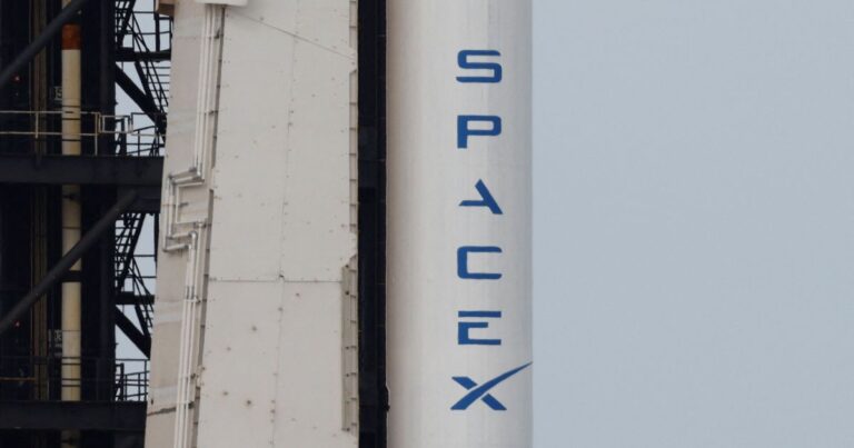 SpaceX domina Wall Street após IPO histórico e alta volatilidade dos papéis