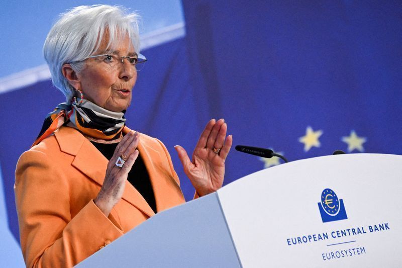Lagarde: Tomaremos medidas para que inflação não seja embutida na economia Lagarde: Tomaremos medidas para que inflação não seja embutida na economia