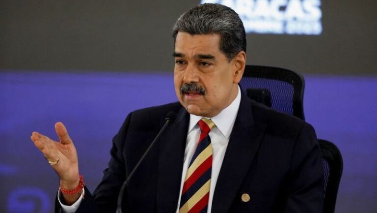 Maduro publica versículos bíblicos e saudações à Venezuela após terremotos