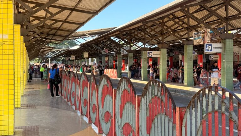 Prefeitura fará contrato com Ricco para transição no transporte em até 30 dias