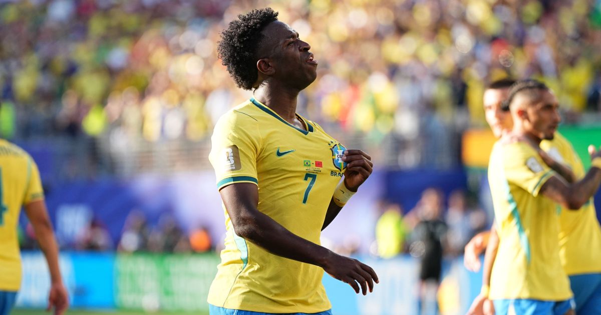 Dunga vê Vini Jr longe da faixa de capitão: “Não é um líder de vestiário” Dunga vê Vini Jr longe da faixa de capitão: “Não é um líder de vestiário”