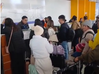 Passageiros ficam retidos em La Paz após voo não conseguir pousar em Cobija