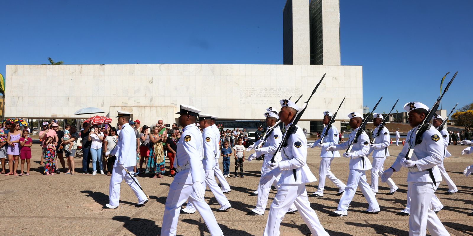 Inscrição em concurso para cabo da Marinha termina neste domingo Inscrição em concurso para cabo da Marinha termina neste domingo