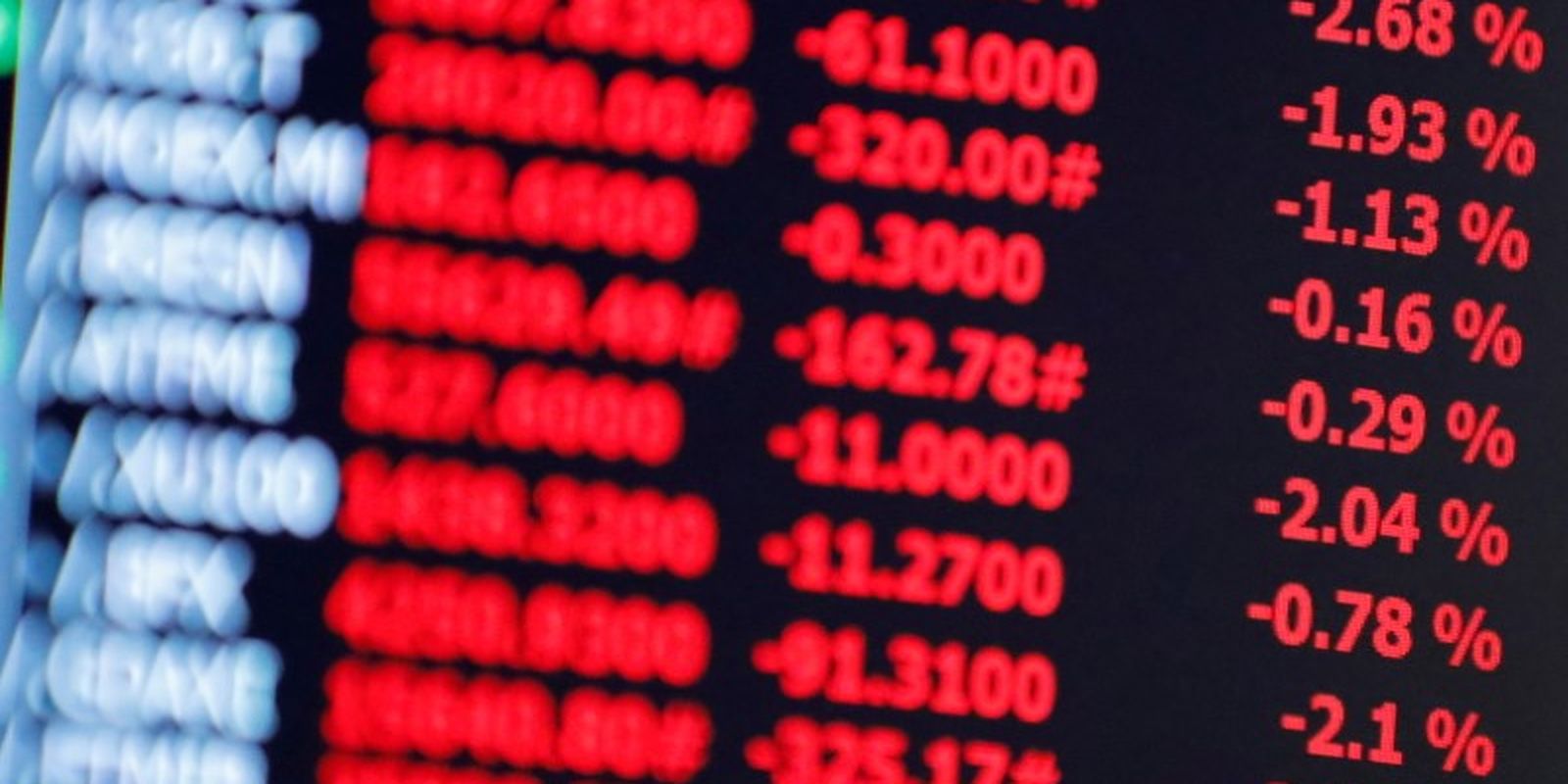 Bolsa sobe quase 3% e fecha no maior nível desde maio Bolsa sobe quase 3% e fecha no maior nível desde maio