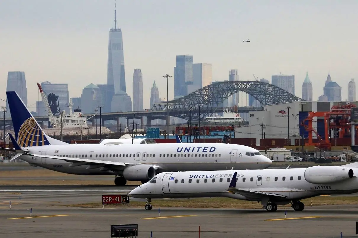 United supera em lucro e receita, mas gastos com combustíveis aumentam e ações caem