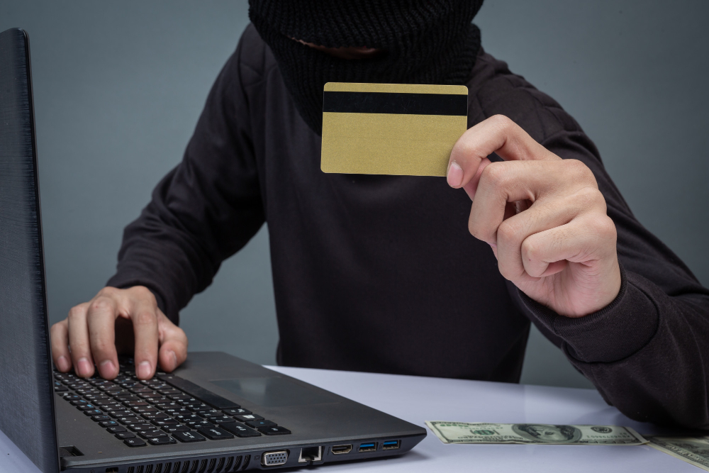 Operação contra fraude de R$ 5 milhões cumpre mandados em cinco estados Operação contra fraude de R$ 5 milhões cumpre mandados em cinco estados