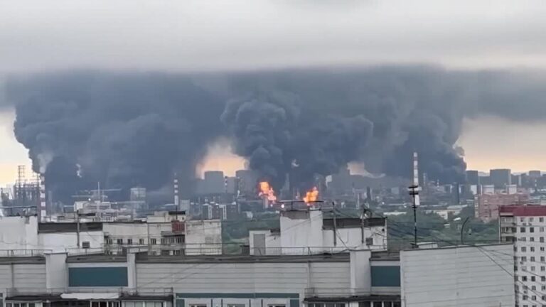 Análise: Rússia está pegando fogo, mas Putin não dará o braço a torcer