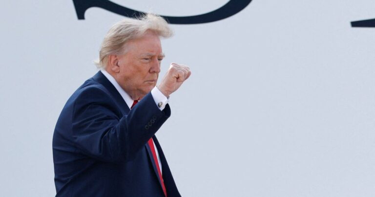 Trump ameaça atacar Irã caso Teerã tente assassiná-lo