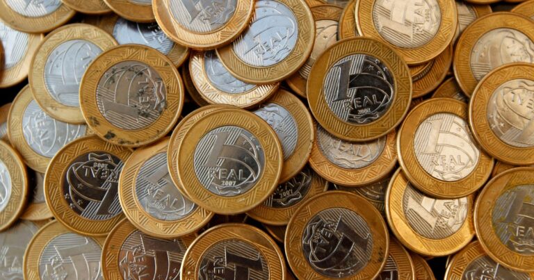Análise: Tesouro Nacional vê meta fiscal do país inalcançável até 2030