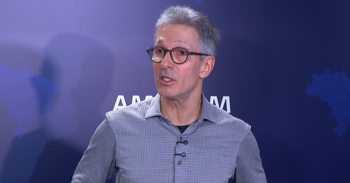 Zema sinaliza que terá como vice empresário ex-catador de latinhas Zema sinaliza que terá como vice empresário ex-catador de latinhas