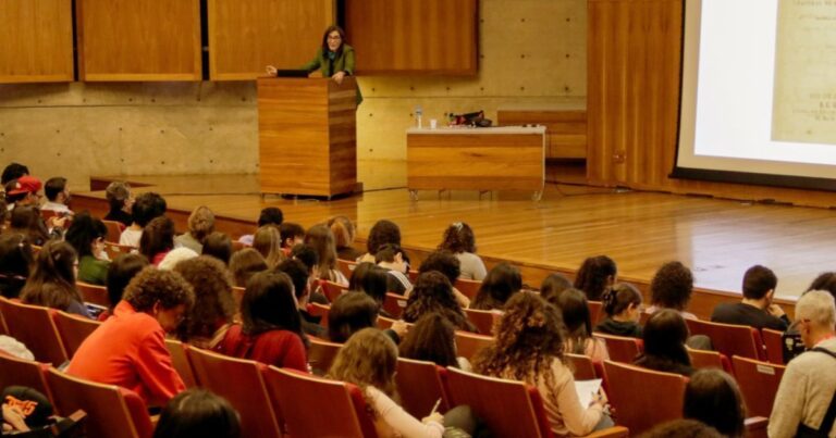 Fuvest: alunos devem solicitar isenção da taxa até esta sexta-feira (10)