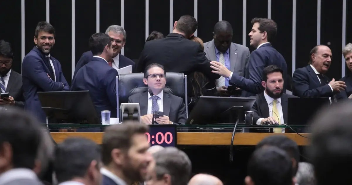 Republicanos enviou 43% das emendas de comissão à PB de Hugo, diz relatório
