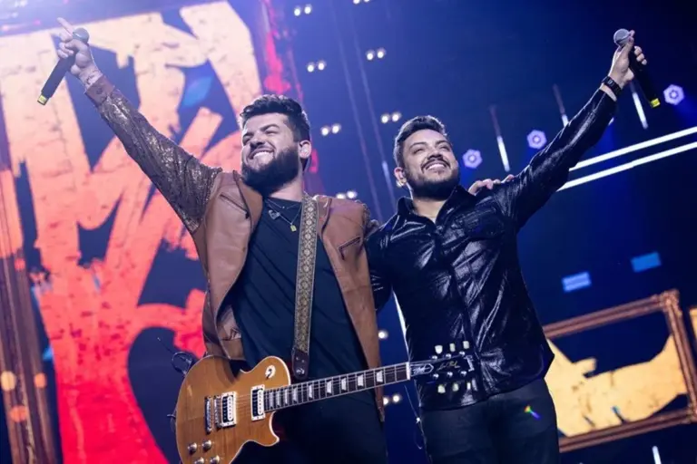 Ícaro, dupla de Gilmar, faz cirurgia "complexa" após acidente em show