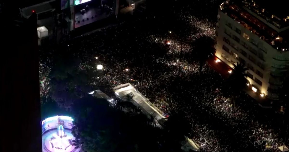 Duas pessoas morrem de asfixia no México durante comemoração da Copa Duas pessoas morrem de asfixia no México durante comemoração da Copa