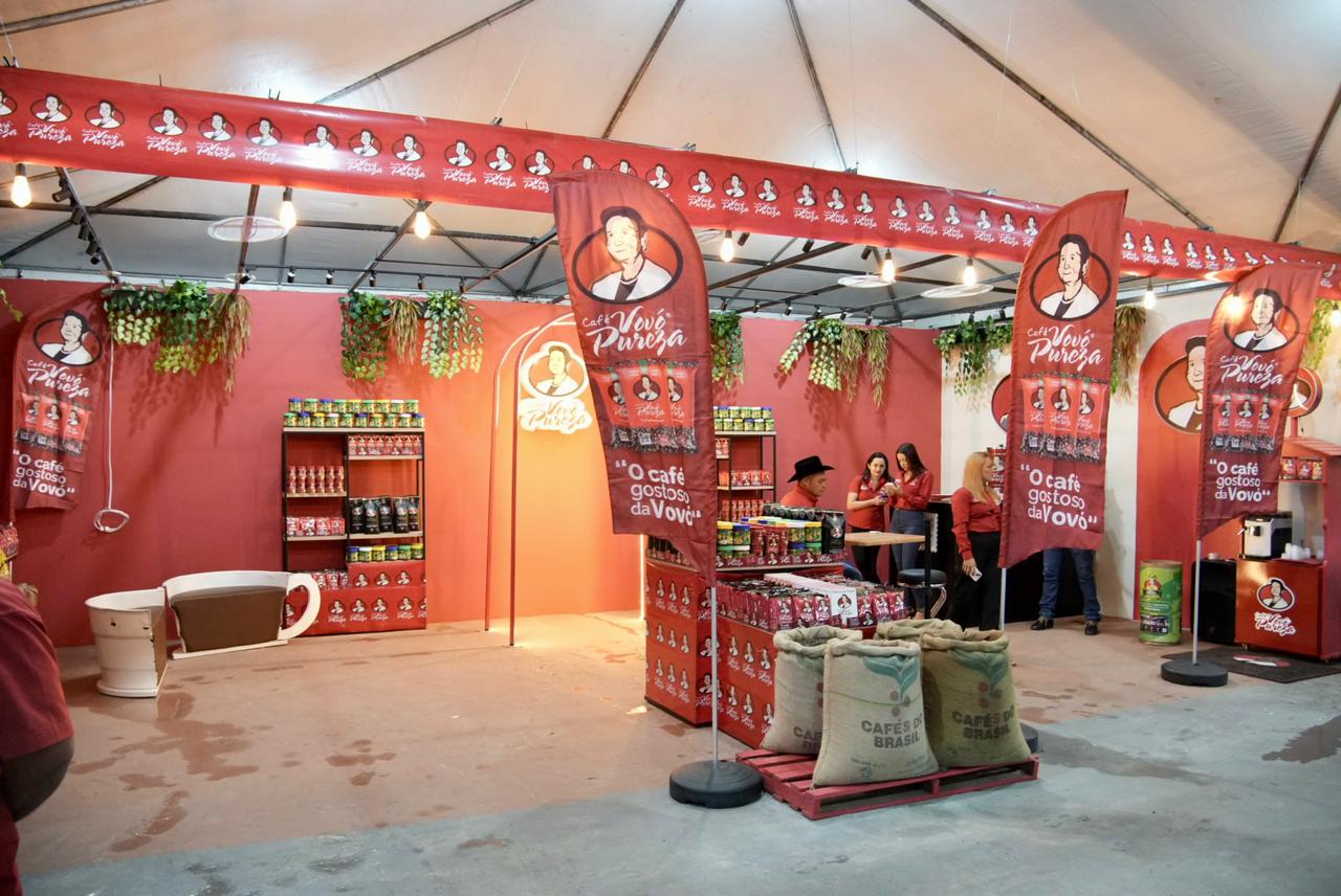 Veja as imagens da primeira noite da Expoacre Juruá 2026