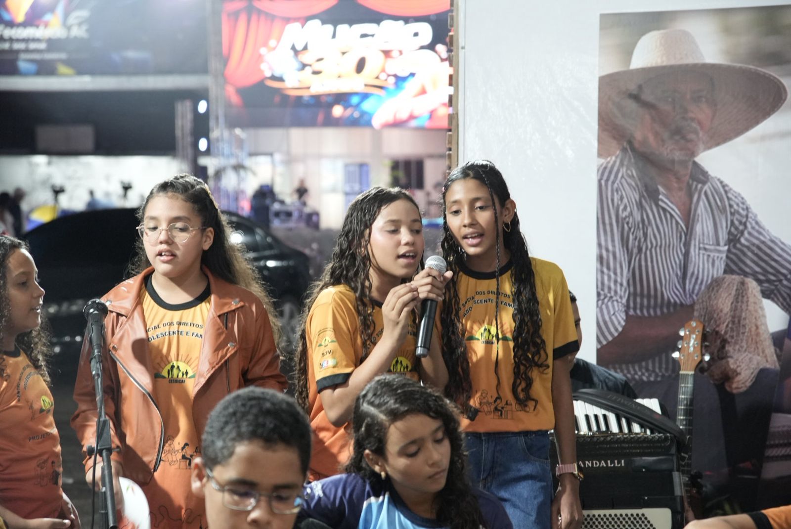 Veja as imagens da primeira noite da Expoacre Juruá 2026