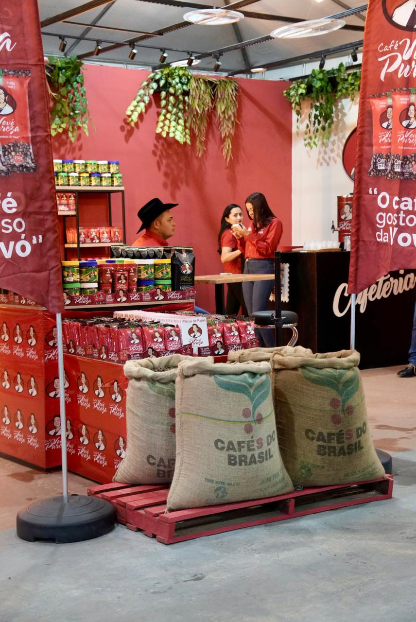 Veja as imagens da primeira noite da Expoacre Juruá 2026