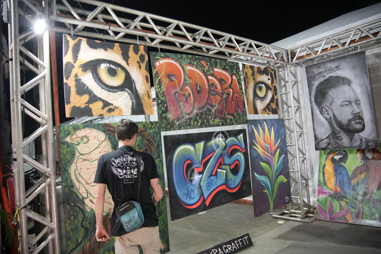 Confira os principais registros da 3ª noite da Expoacre Juruá Confira os principais registros da 3ª noite da Expoacre Juruá