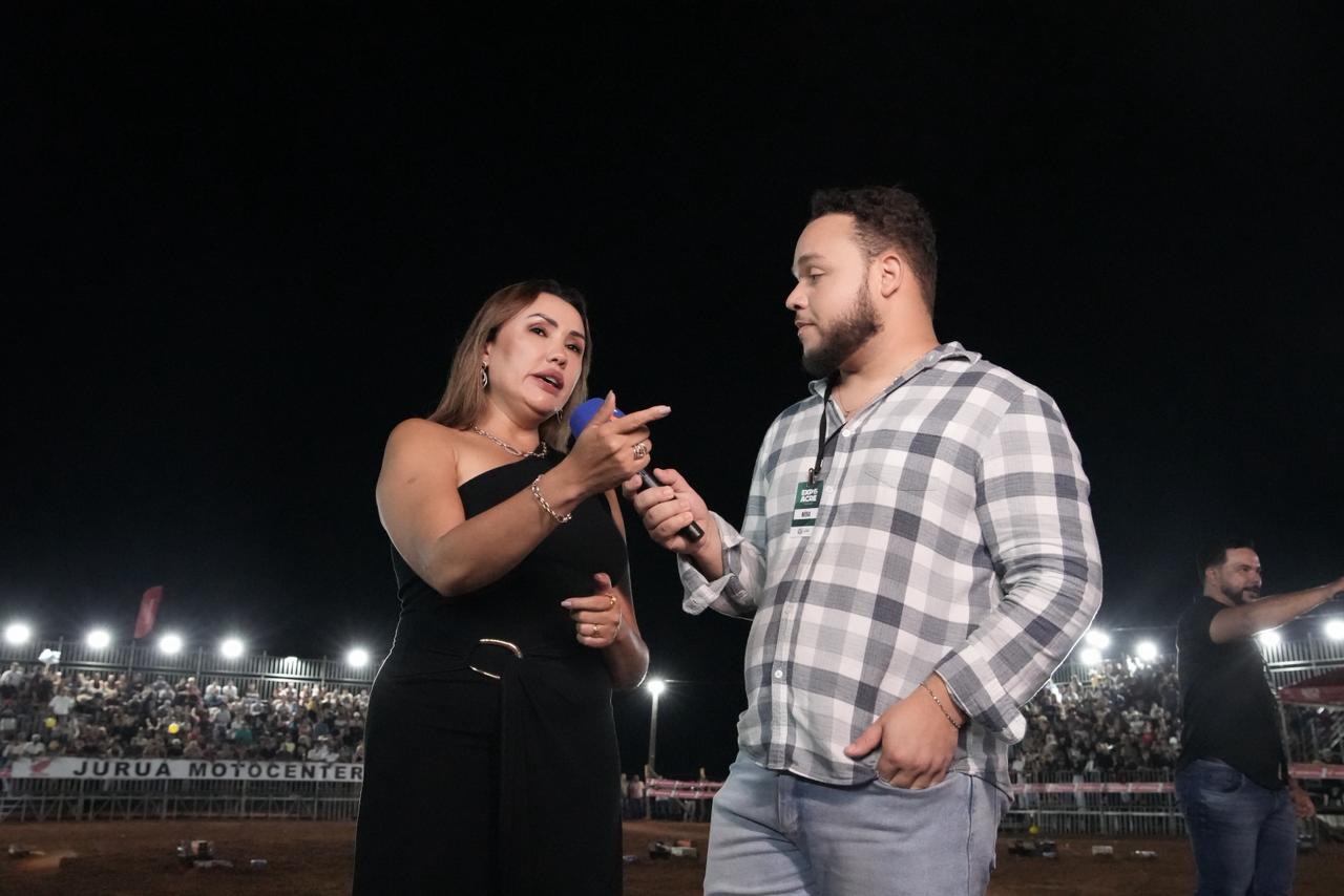 Confira os principais registros da 3ª noite da Expoacre Juruá Confira os principais registros da 3ª noite da Expoacre Juruá