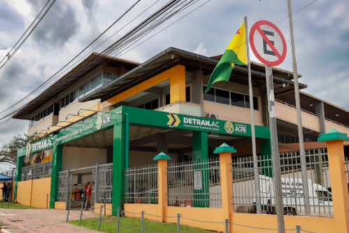 Detran notifica condutores sobre multas e suspensão da CNH; veja lista