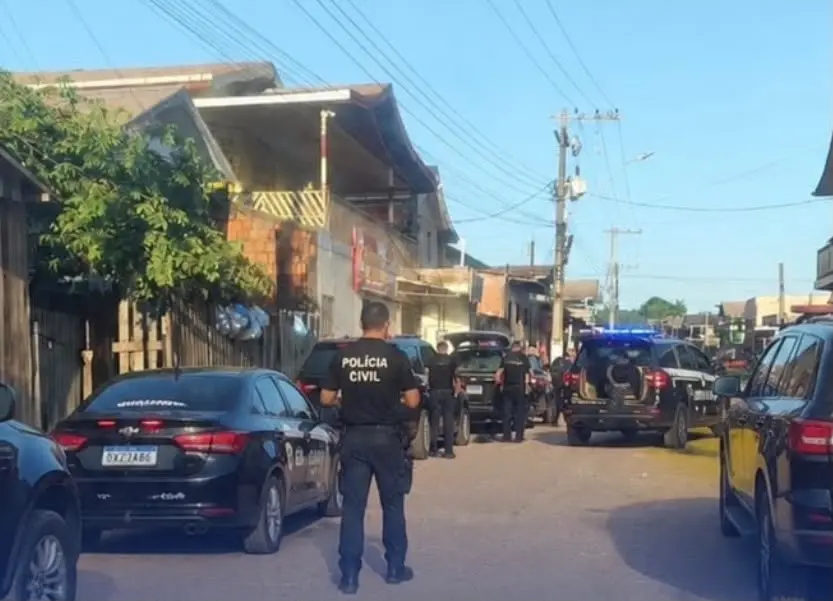 Forças de segurança cumprem mandados e prendem suspeitos na divisa do Acre