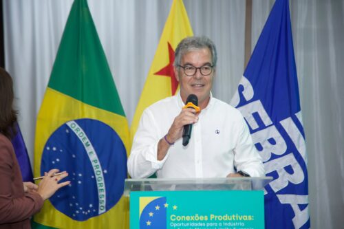 Escritor acreano lança livro sobre espiritualidade na Floresta Amazônica