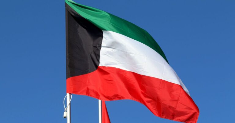 Kuwait responde a ataques com foguetes e drones, diz Ministério da Defesa