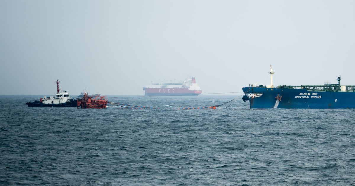 Explosões são ouvidas perto de cidades costeiras do Irã, diz mídia iraniana Explosões são ouvidas perto de cidades costeiras do Irã, diz mídia iraniana