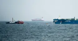 Petroleiro saudita é interceptado no Estreito de Ormuz, diz mídia iraniana