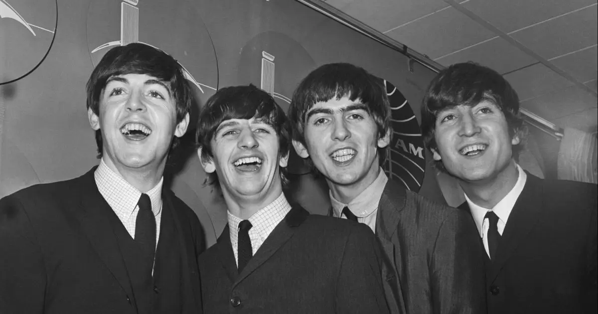 Ringo Starr revela como os Beatles lidavam com flatulências em viagens Ringo Starr revela como os Beatles lidavam com flatulências em viagens