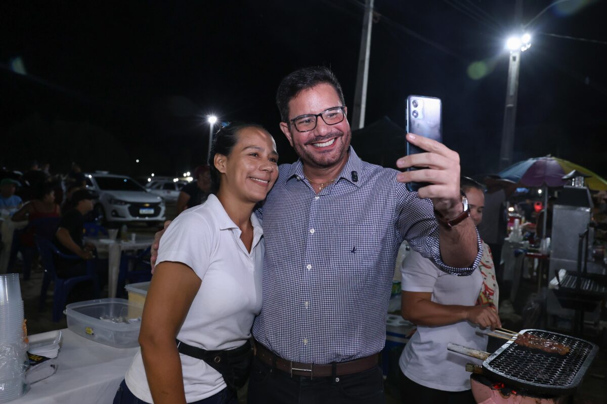 Gladson Cameli prestigia segunda noite da 21ª Expoacre Juruá