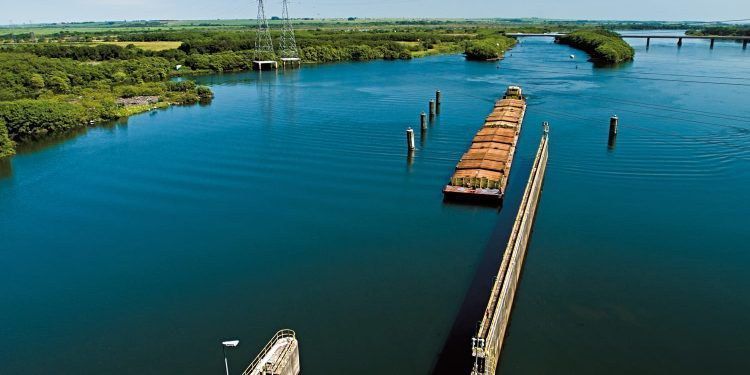 Brasil e Paraguai terão reunião em julho sobre hidrovia do Rio Paraguai Brasil e Paraguai terão reunião em julho sobre hidrovia do Rio Paraguai