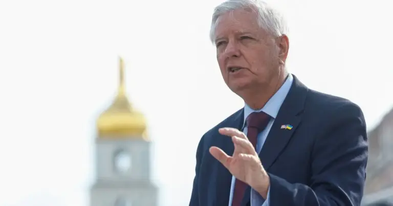Senador aliado de Trump sofreu dissecção da aorta, diz relatório preliminar