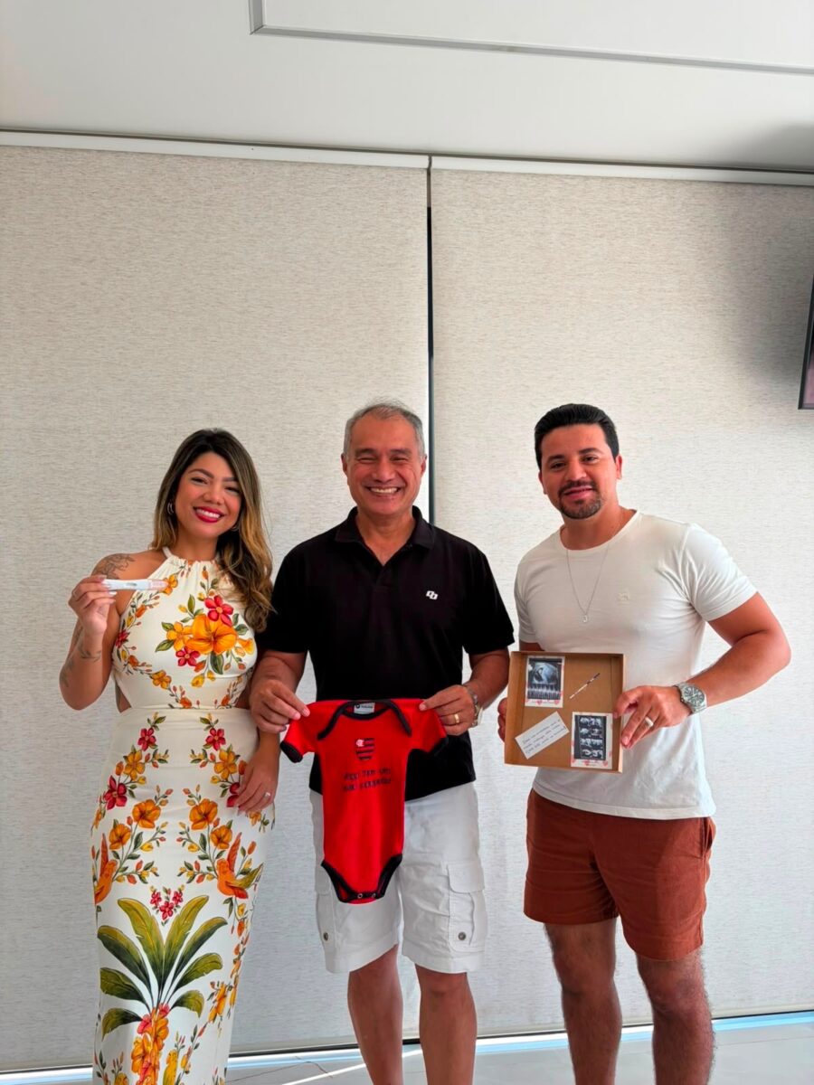 Minoru Kinpara anuncia gravidez da filha e celebra chegada do primeiro neto