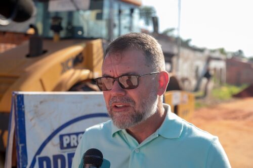 Prefeito acompanha avanço das obras no Recanto dos Buritis Prefeito acompanha avanço das obras no Recanto dos Buritis
