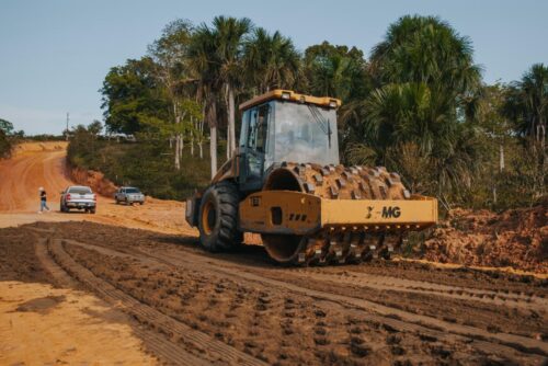 Cruzeiro do Sul recupera ramal e garante acesso a produtores