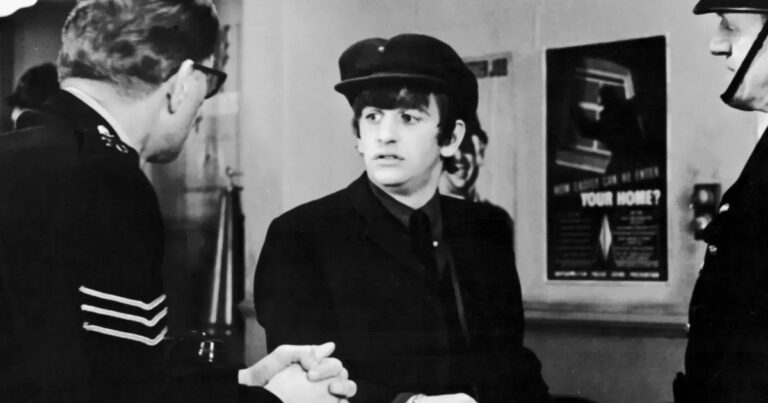 Ringo Starr completa 86 anos; relembre carreira do icônico baterista