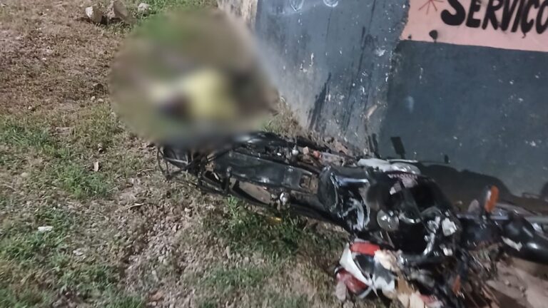Jovem morre em colisão entre motocicleta e caminhonete em no Acre