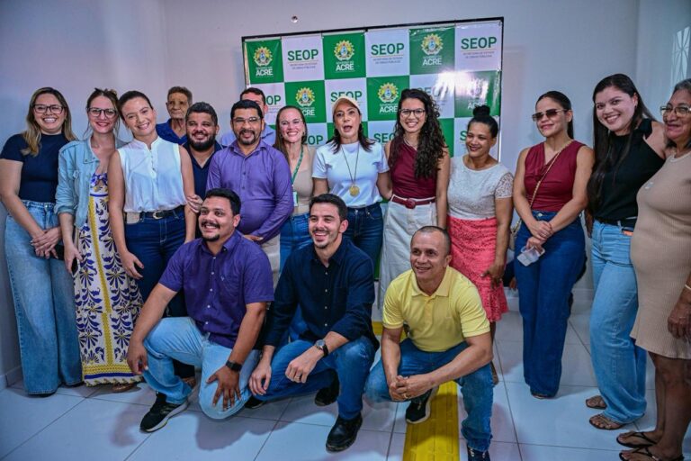 Mailza entrega revitalização inédita da sede da Seop em Cruzeiro do Sul